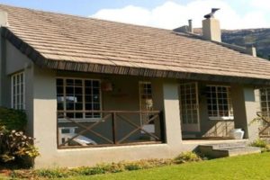 Bergvliet House and Cottage – fully-equipped holiday apartment in Clarens
