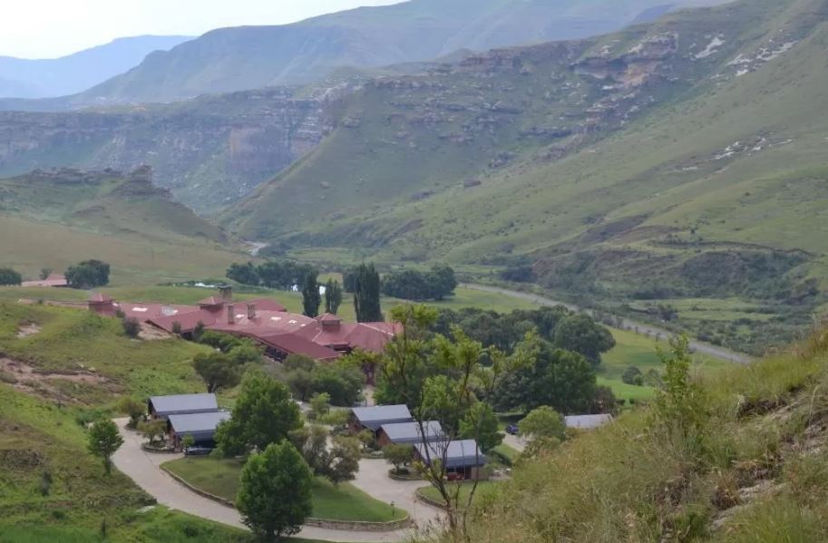 Golden Gate Hotel and Chalets – experience luxury accommodation in the heart of the Free State